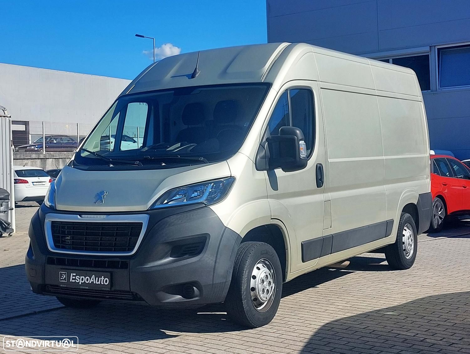 Peugeot Boxer 2.2 BlueHDi 330 L2H2 Premium - 140 cv - IVA Dedutível - 1