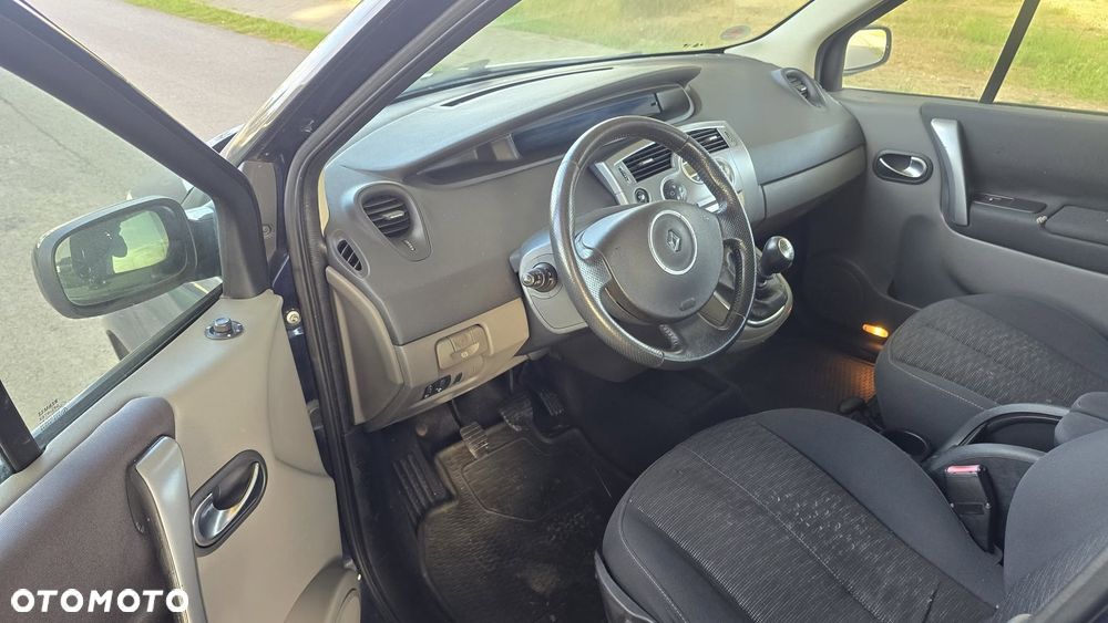 Renault Scenic - 13