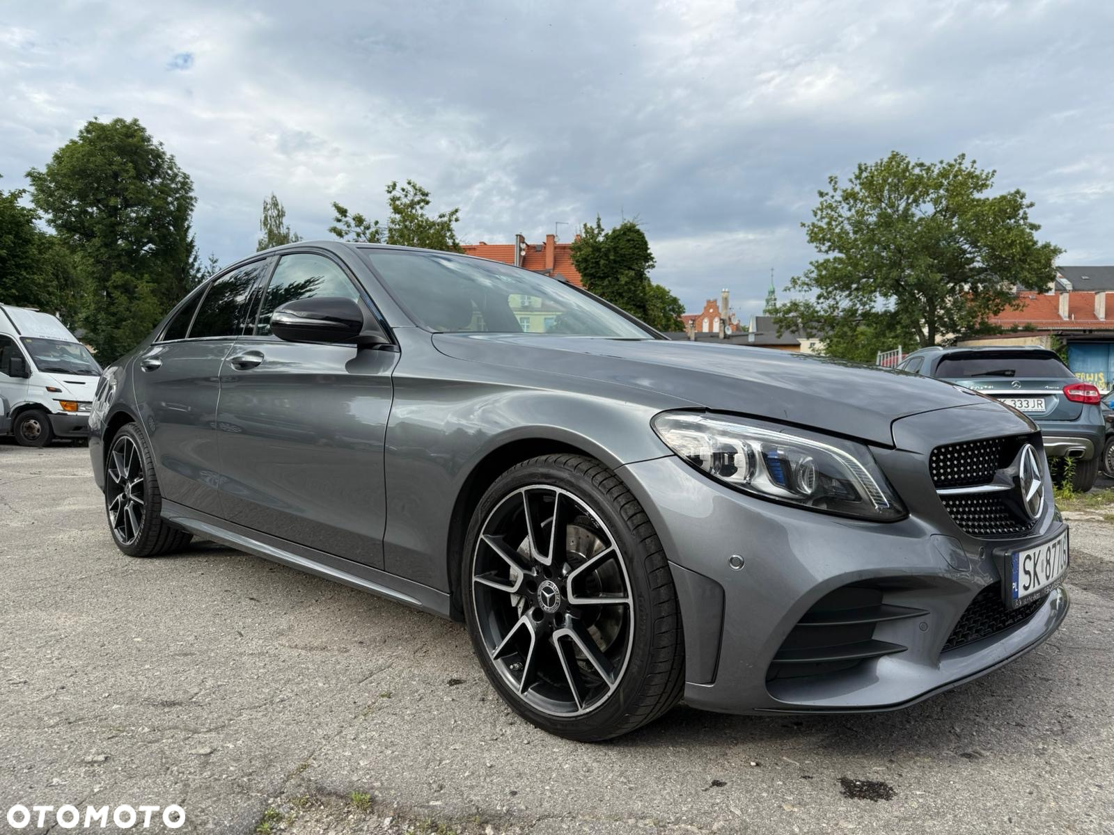 Mercedes-Benz Klasa C 220 d 4Matic T 9G-TRONIC AMG Line - 3