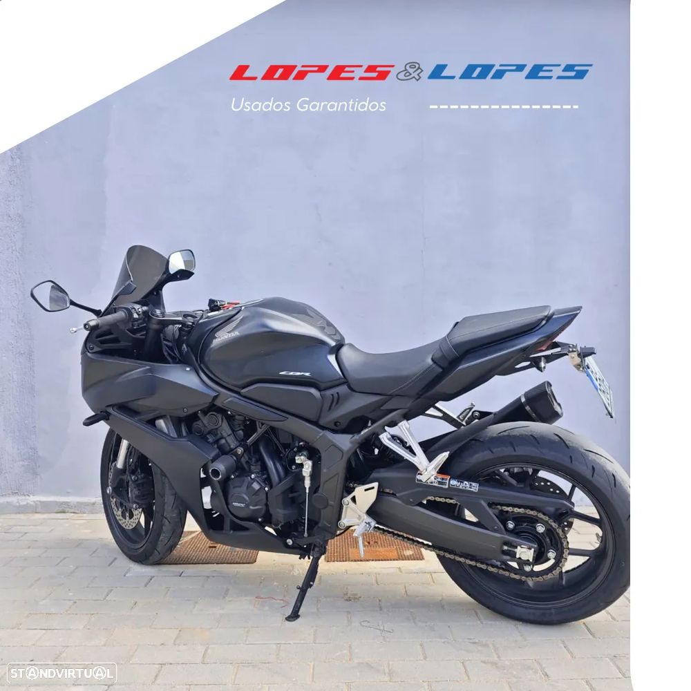 Honda CBR 650R - 21
