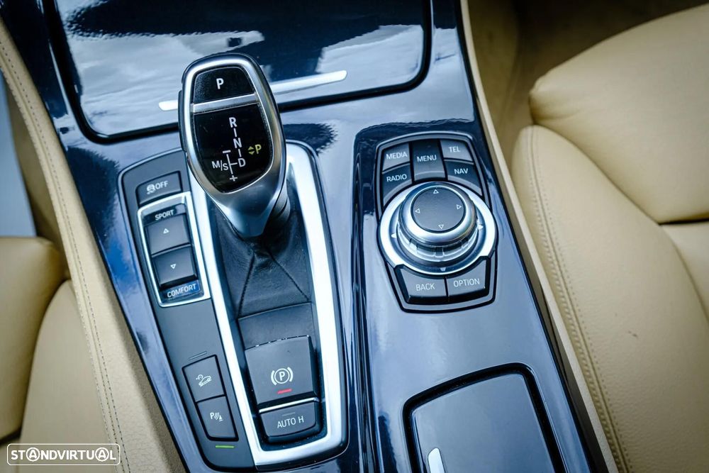 BMW 525 d Line Luxury Auto - 18