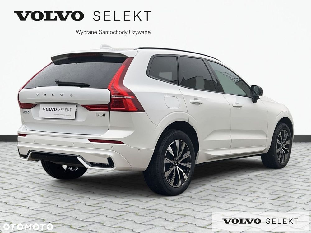 Volvo XC 60 B5 B AWD Plus Dark - 6