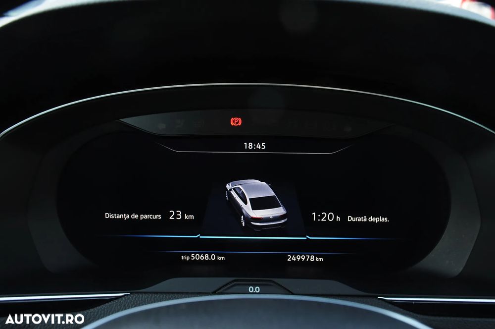 Volkswagen Passat 2.0 TDI DSG Highline - 12