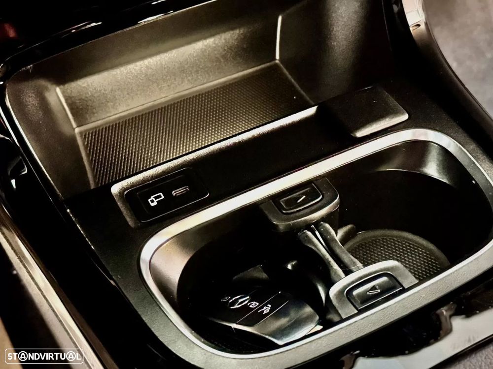 Mercedes-Benz CLA 180 d Shooting Brake Progressive - 35