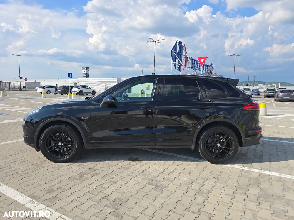 Porsche Cayenne - 7