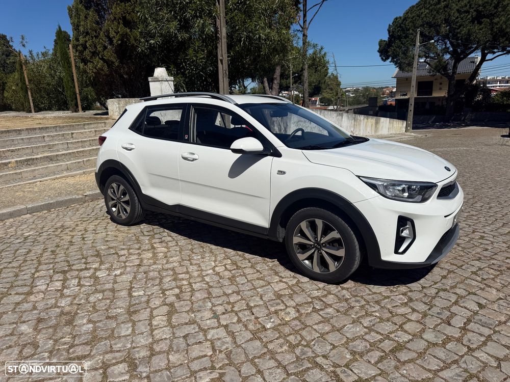 Kia Stonic 1.2 by FILA - 3