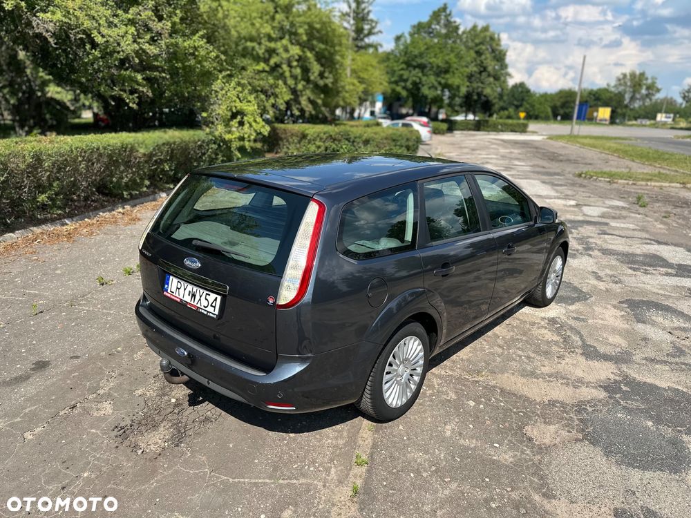 Ford Focus 1.8 Titanium - 9