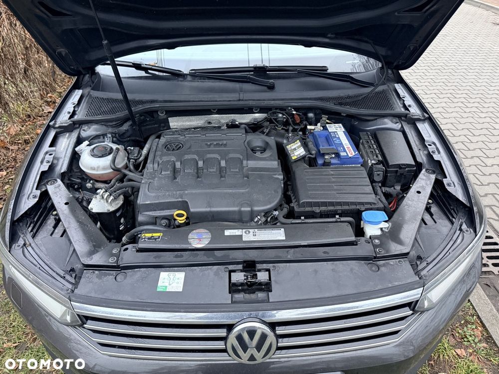 Volkswagen Passat 1.6 TDI SCR DSG Business - 7