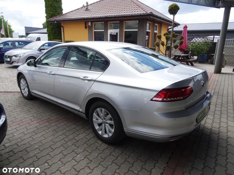 Volkswagen Passat 1.4 TSI BMT Comfortline - 8