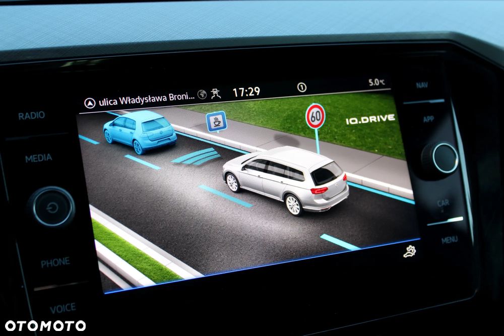 Volkswagen Passat 1.5 TSI EVO Elegance DSG - 14