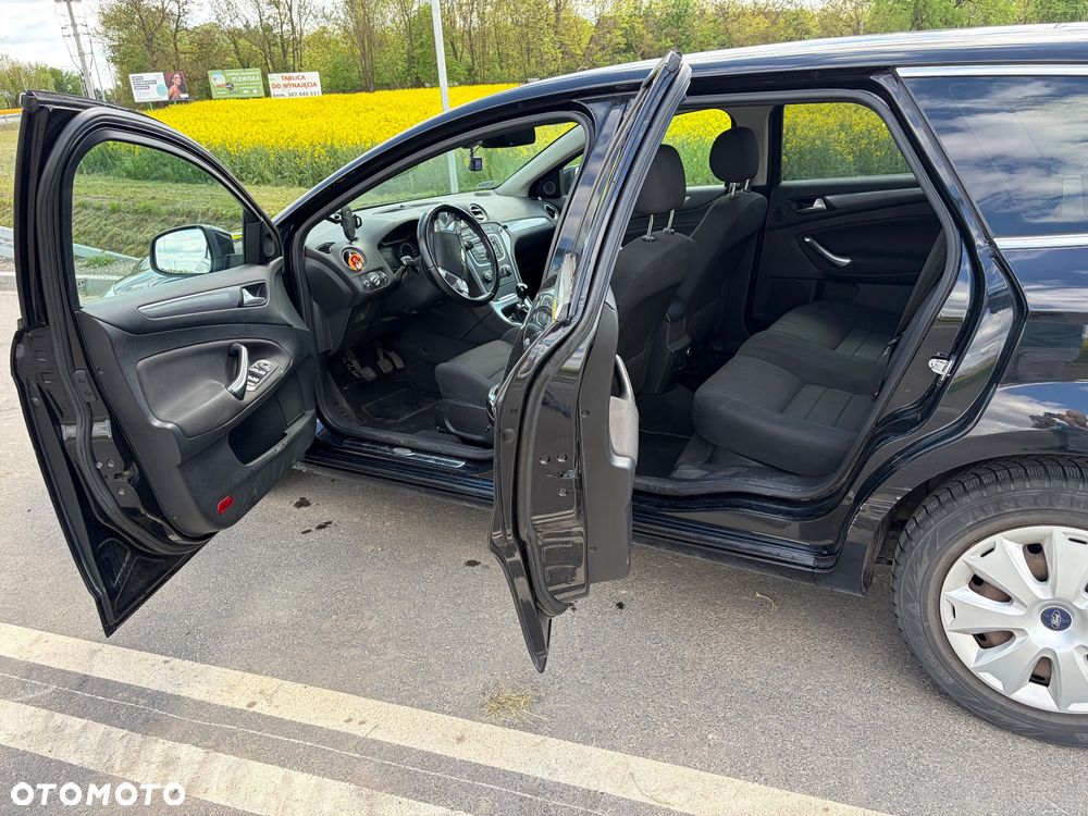 Ford Mondeo 2.0 TDCi Titanium - 12