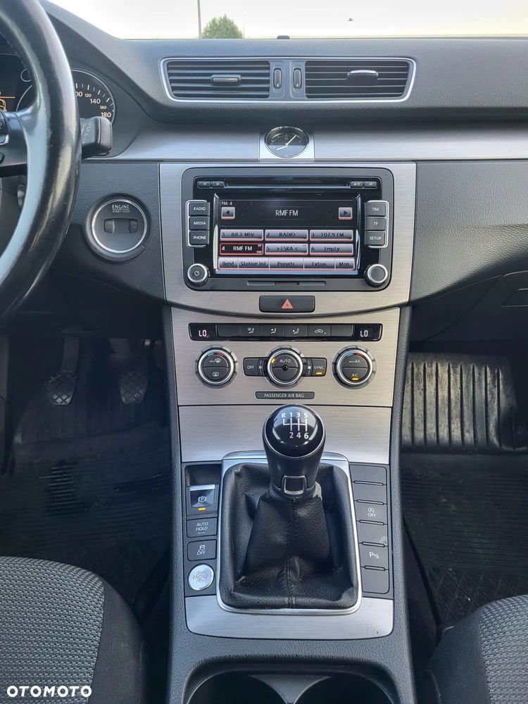 Volkswagen Passat 2.0 TDI Highline - 7