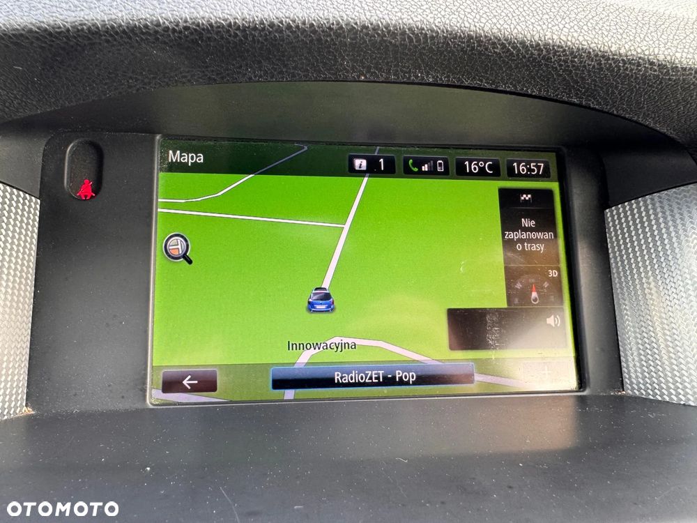 Renault Laguna dCi 150 FAP Start-Stop GT - 22