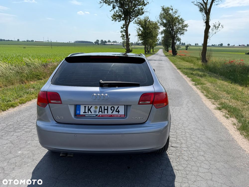 Audi A3 Sportback 2.0 TDI DPF Ambition - 5