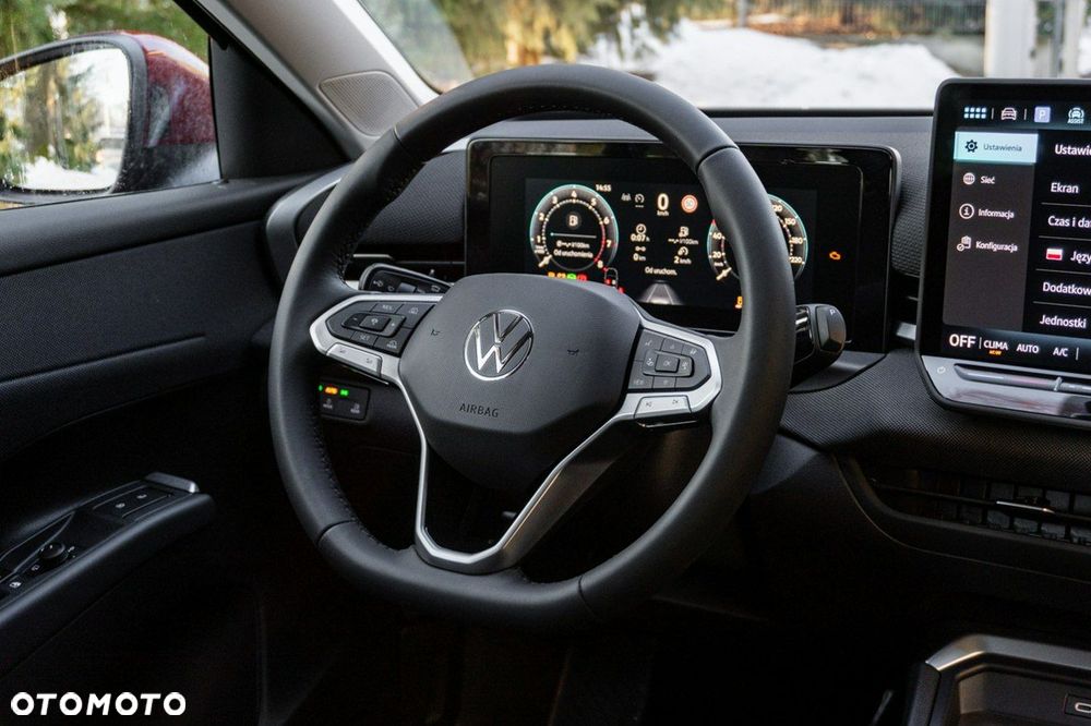 Volkswagen T-Roc - 15