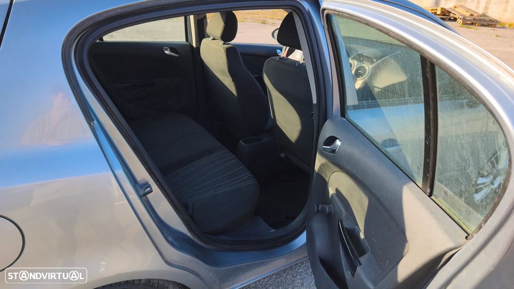 Opel Corsa 1.2 Enjoy - 10