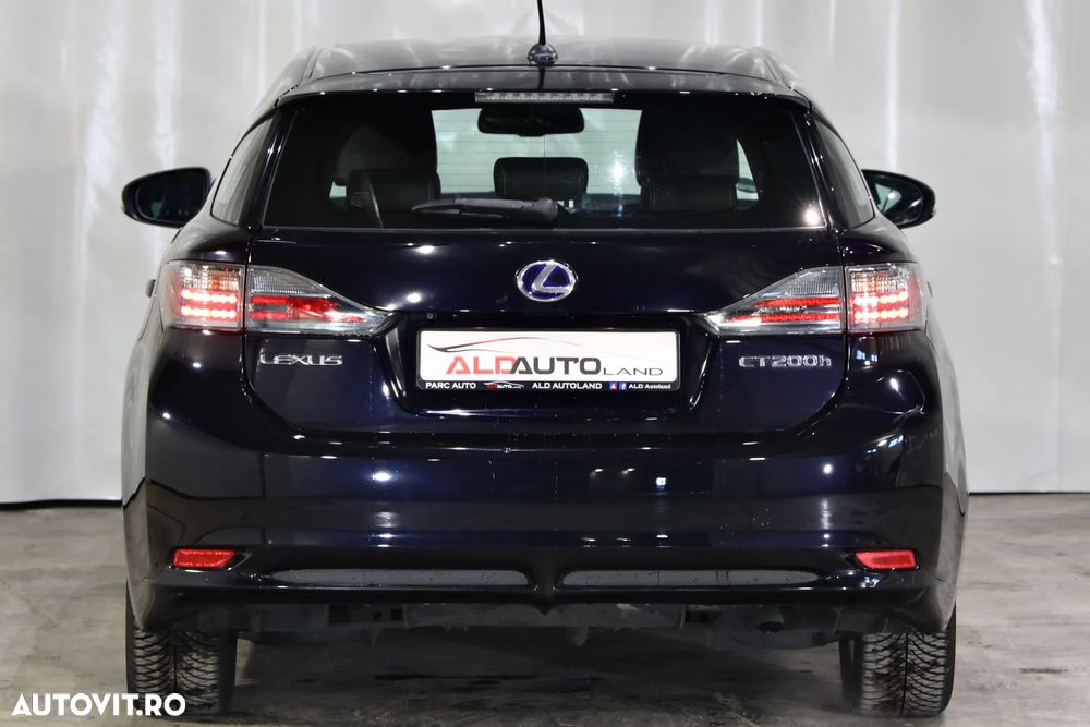 Lexus CT Standard - 38