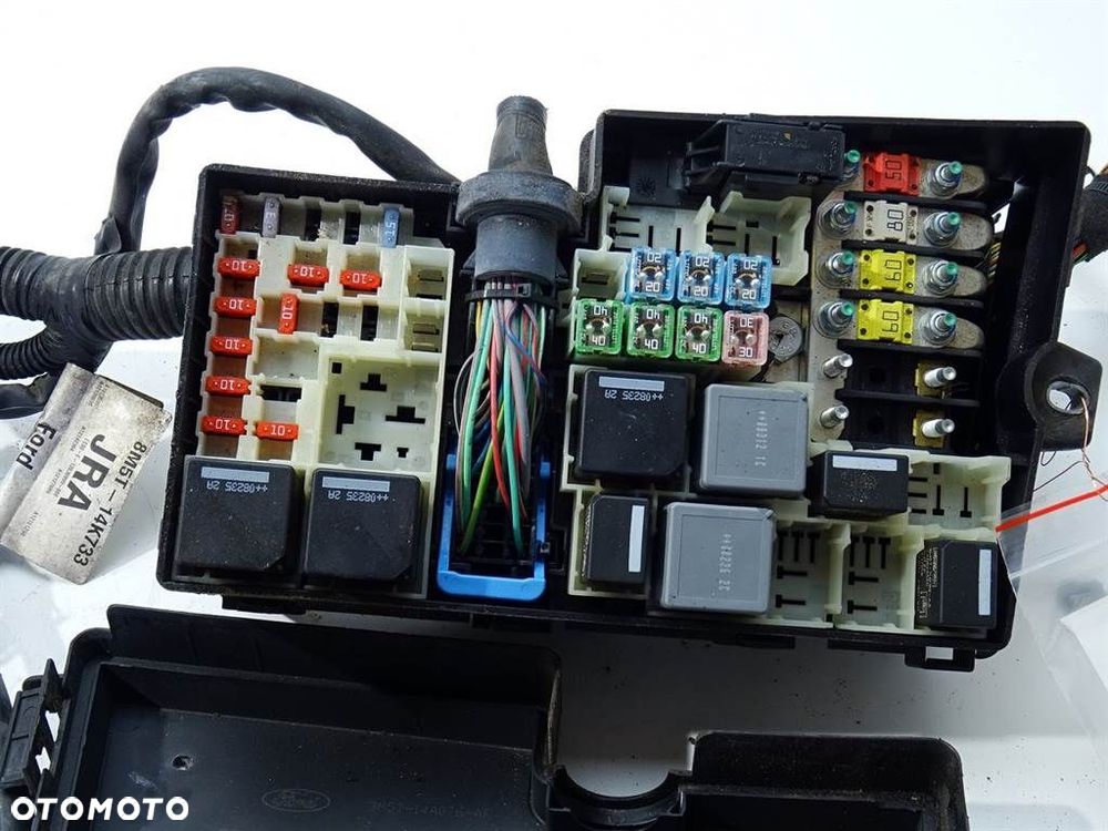 SKRZYNKA BEZPIECZNIKÓW - 50.00 PLN - FORD FOCUS C-MAX (DM2) 2003 - 2007 2.0 107 kW [145 KM] benzyna - 4