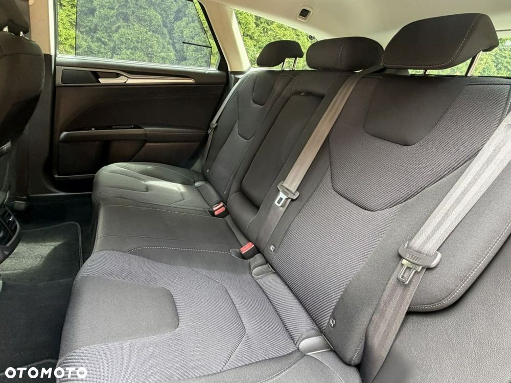 Ford Mondeo - 19
