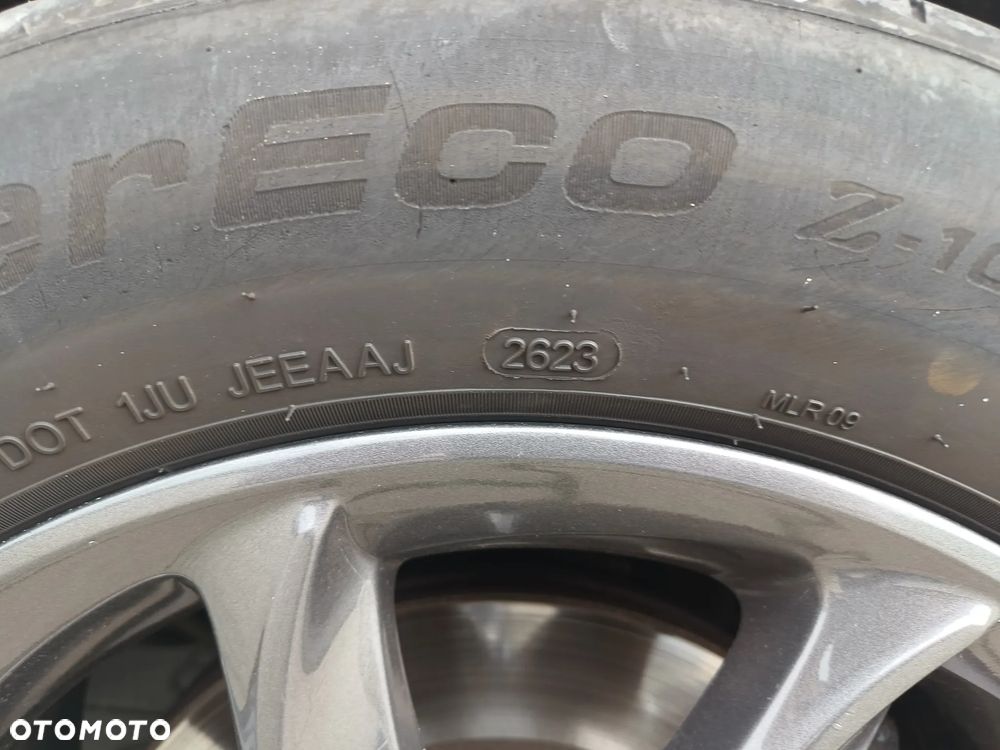 Toyota Avensis 1.8 Luna - 16