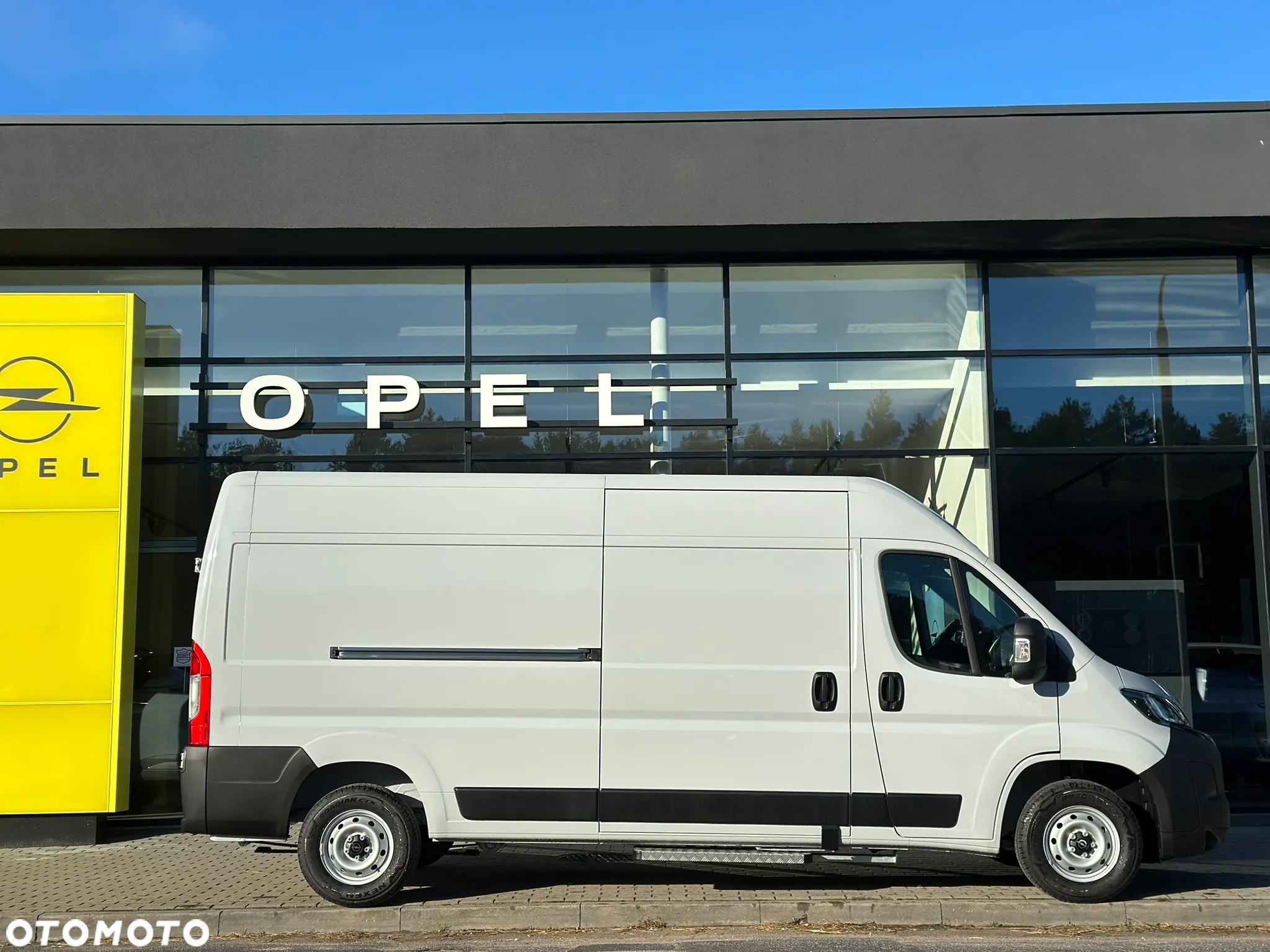 Opel Movano Furgon L3H2 - 2
