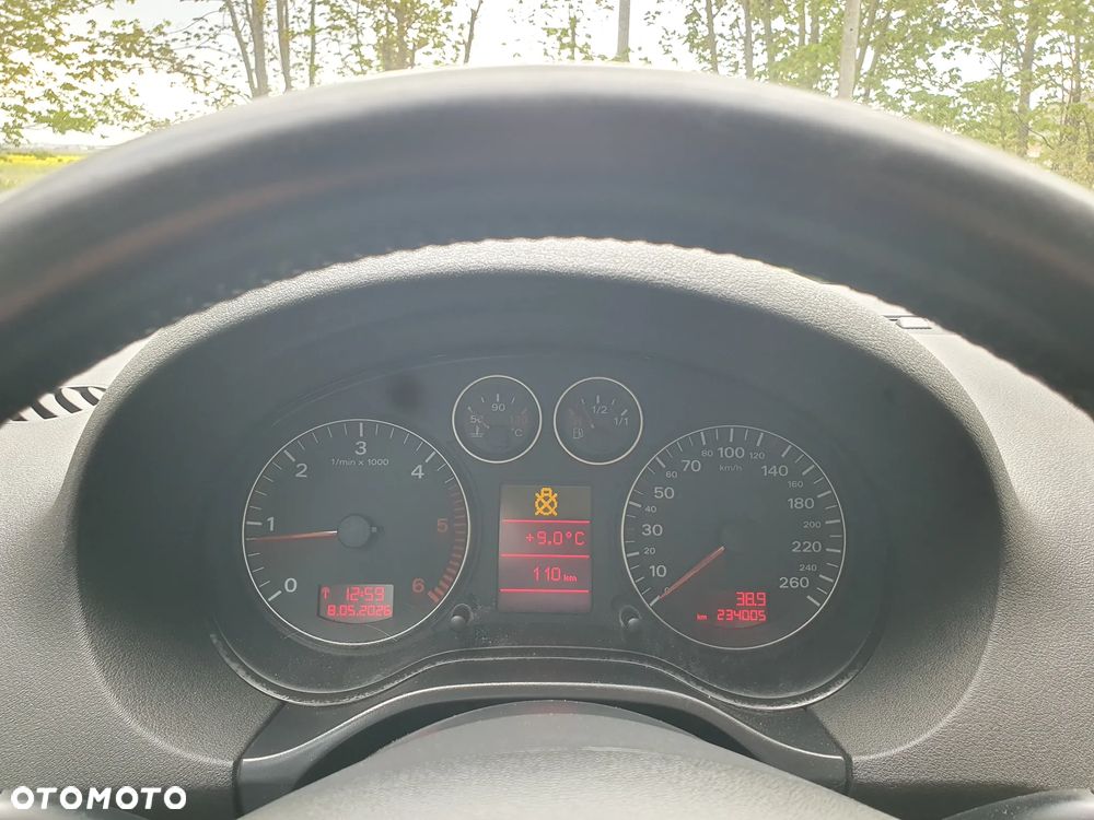 Audi A3 Sportback 2.0 TDI Ambiente - 12