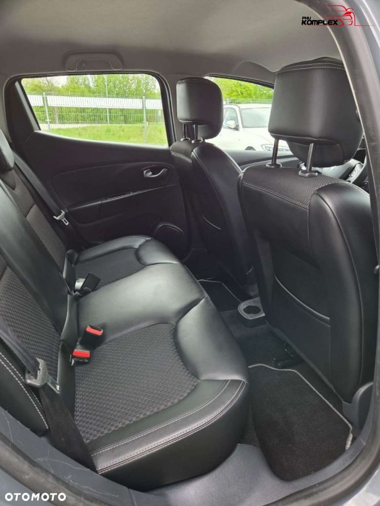 Renault Clio - 12