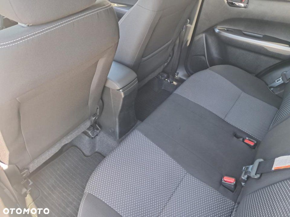 Suzuki Vitara - 16