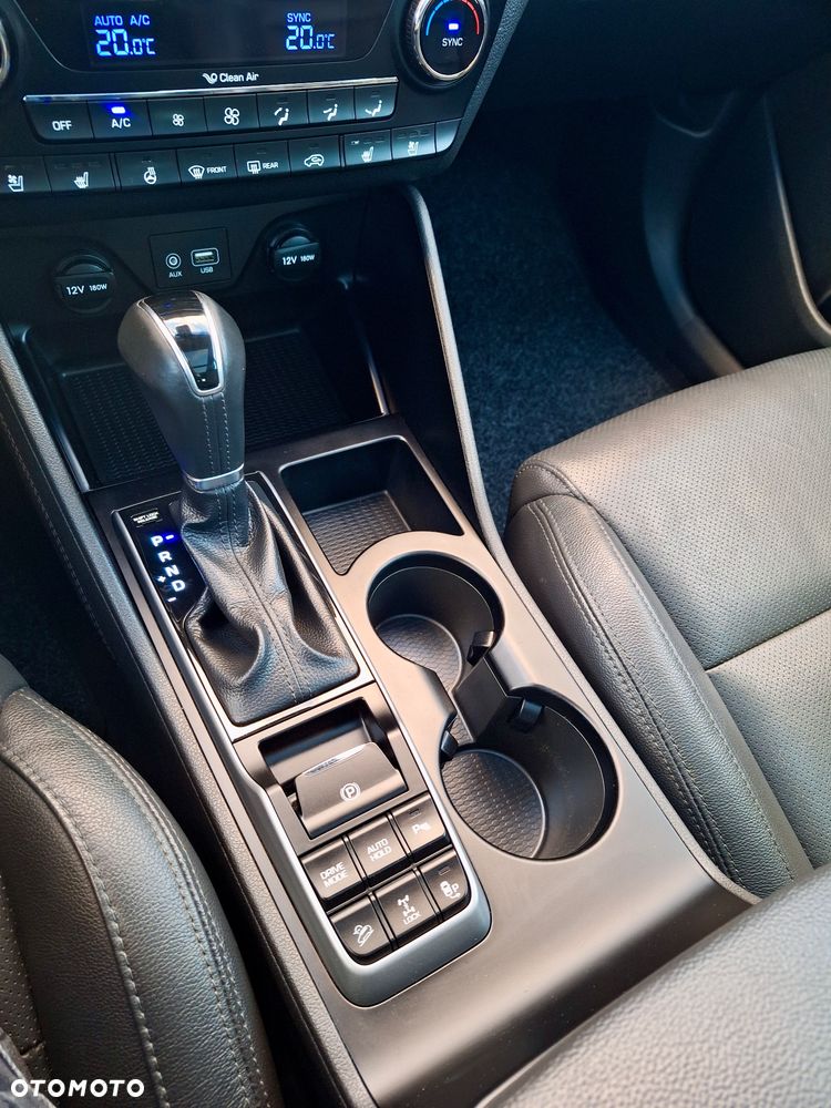 Hyundai Tucson - 16