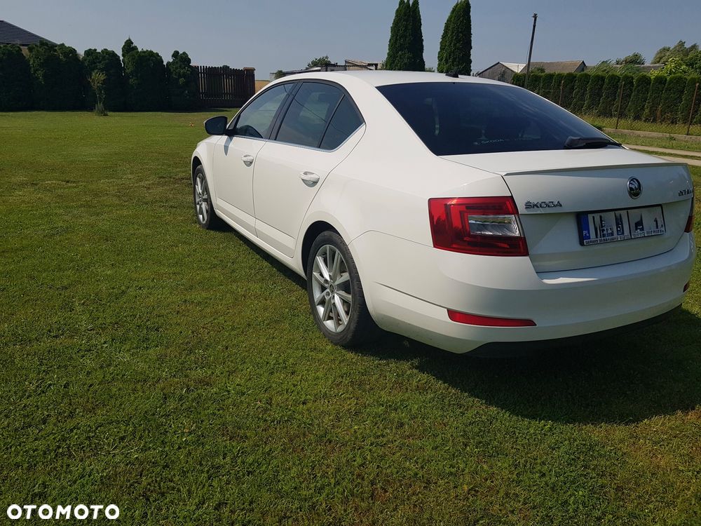 Skoda Octavia 1.8 TSI Elegance DSG - 5