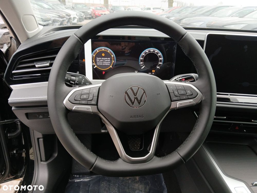 Volkswagen Passat - 11