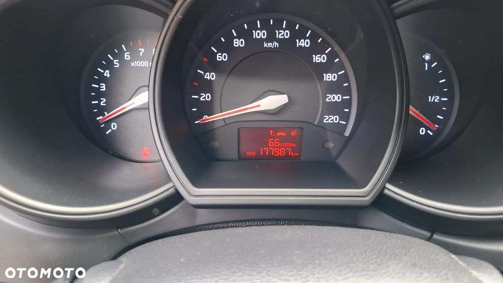 Kia Rio 1.2 Dream Team Edition - 10