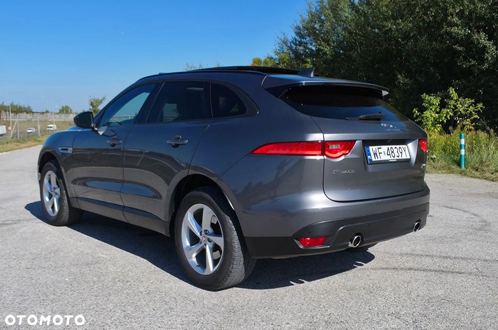 Jaguar F-Pace - 6