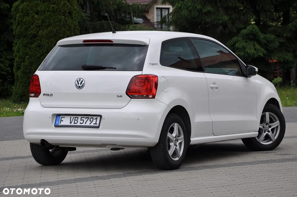 Volkswagen Polo 1.4 Comfortline - 15