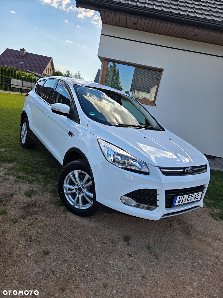 Ford Kuga - 1