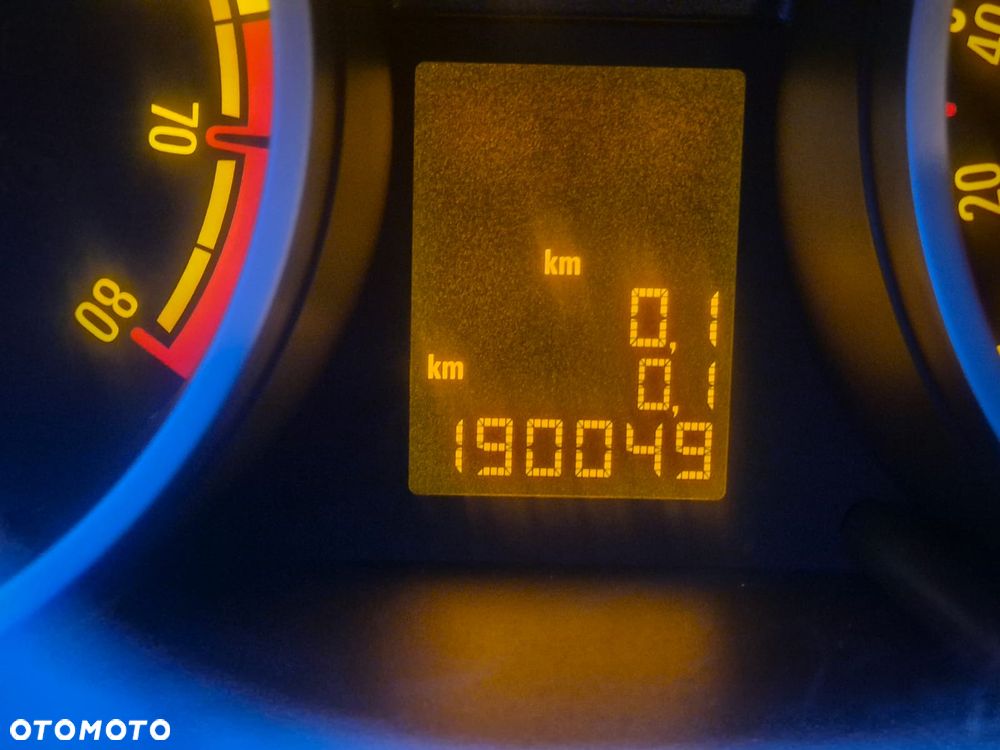 Opel Corsa - 22
