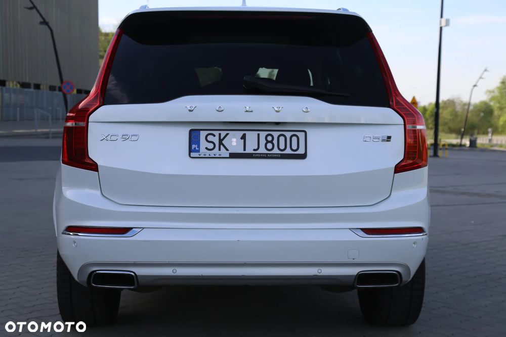 Volvo XC 90 D5 AWD Inscription 7os - 7