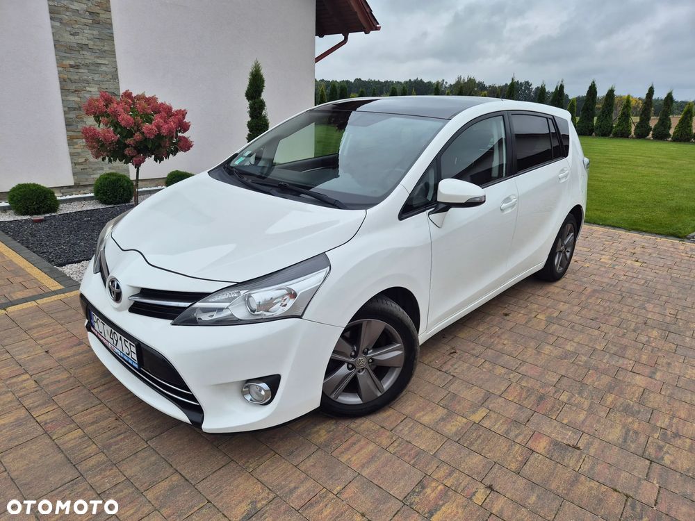 Toyota Verso 1.6 D-4D Premium - 4