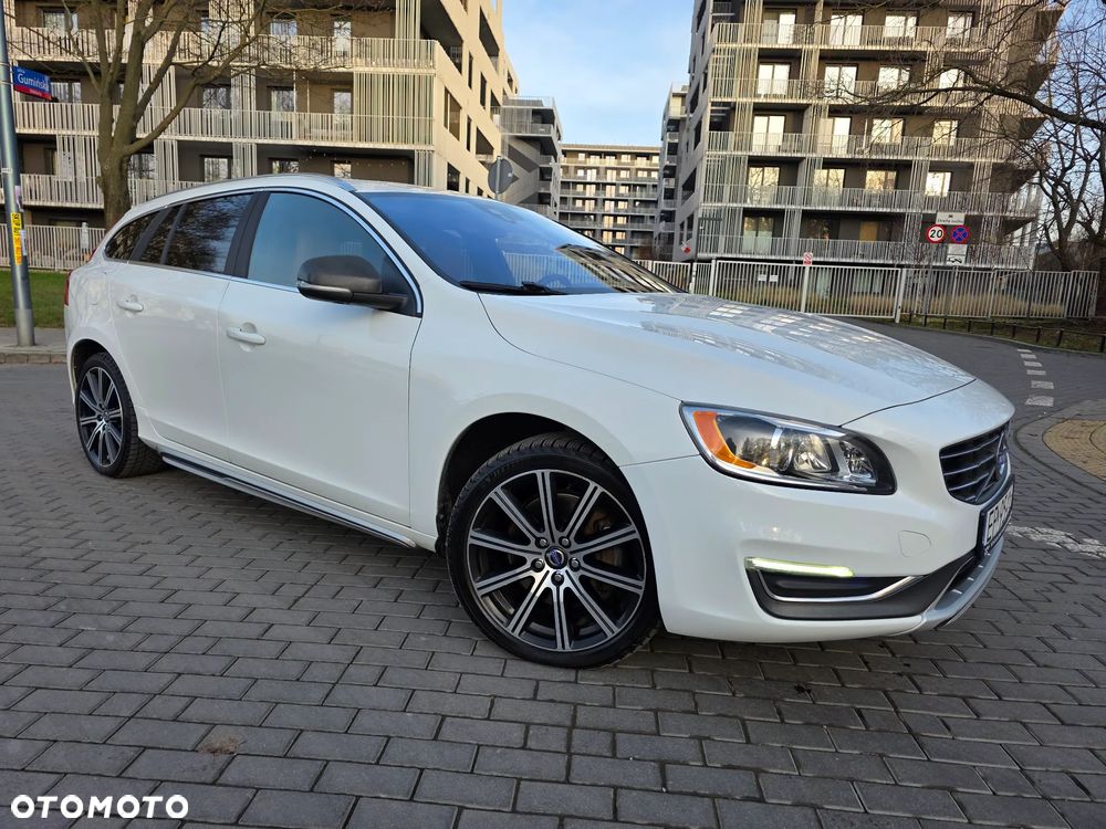 Volvo V60 - 1