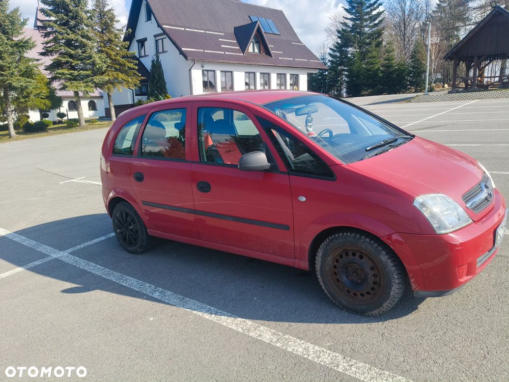 Opel Meriva 1.8 16V Essentia - 8