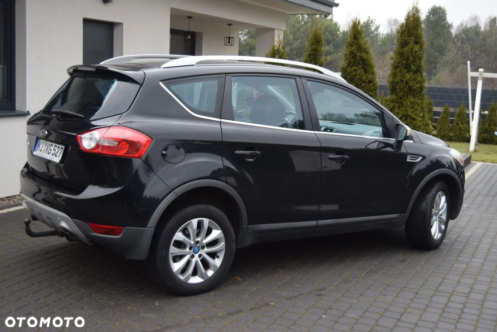 Ford Kuga 2.0 TDCi 2x4 Titanium - 13