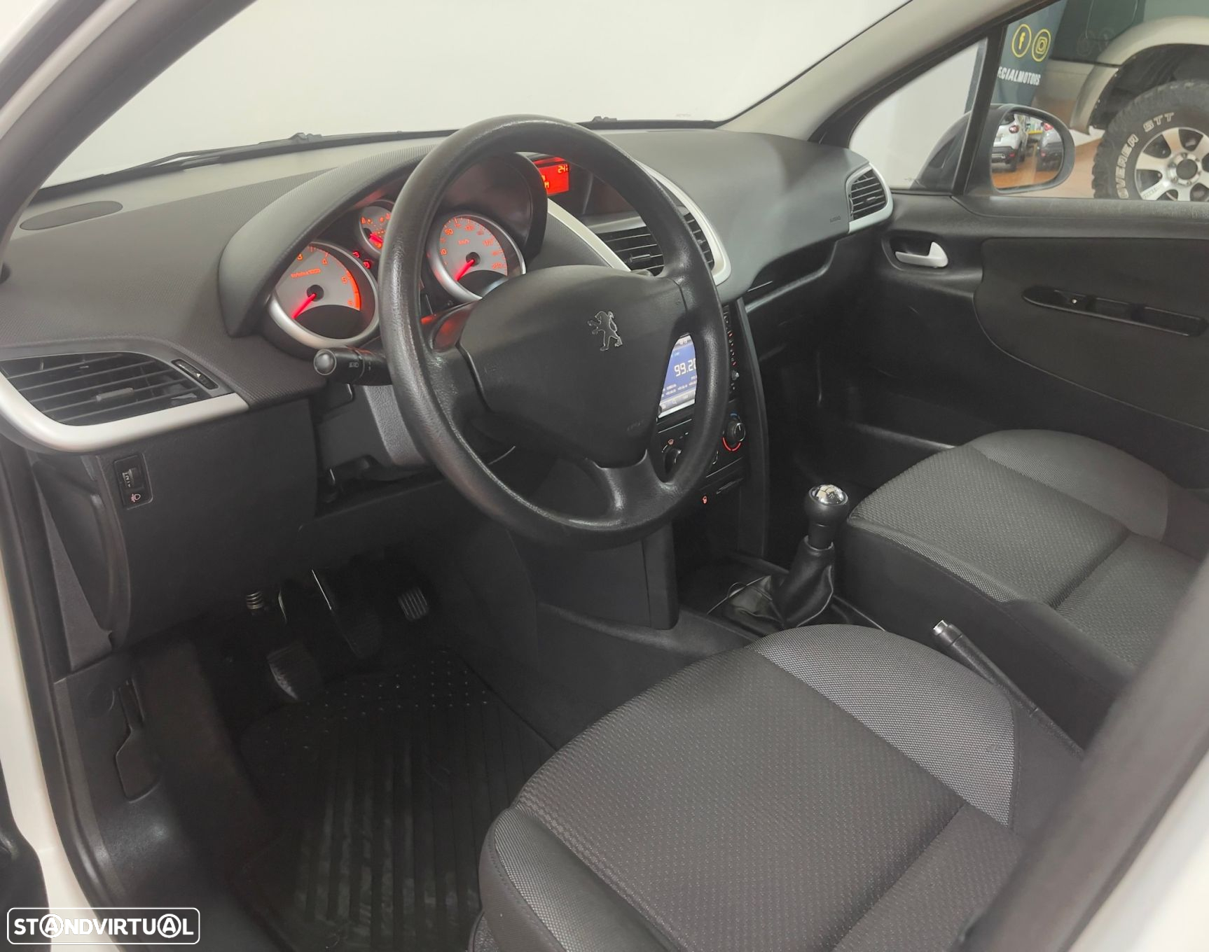 Peugeot 207 1.6 HDi Sport - 3