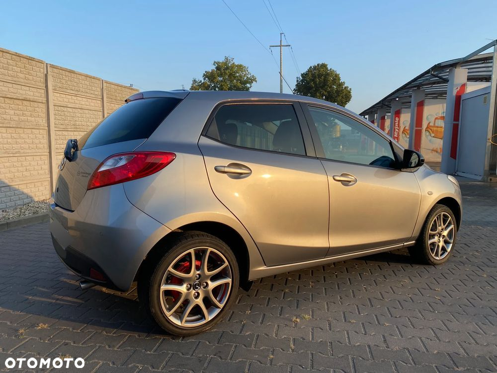 Mazda 2 1.3 Exclusive + - 13