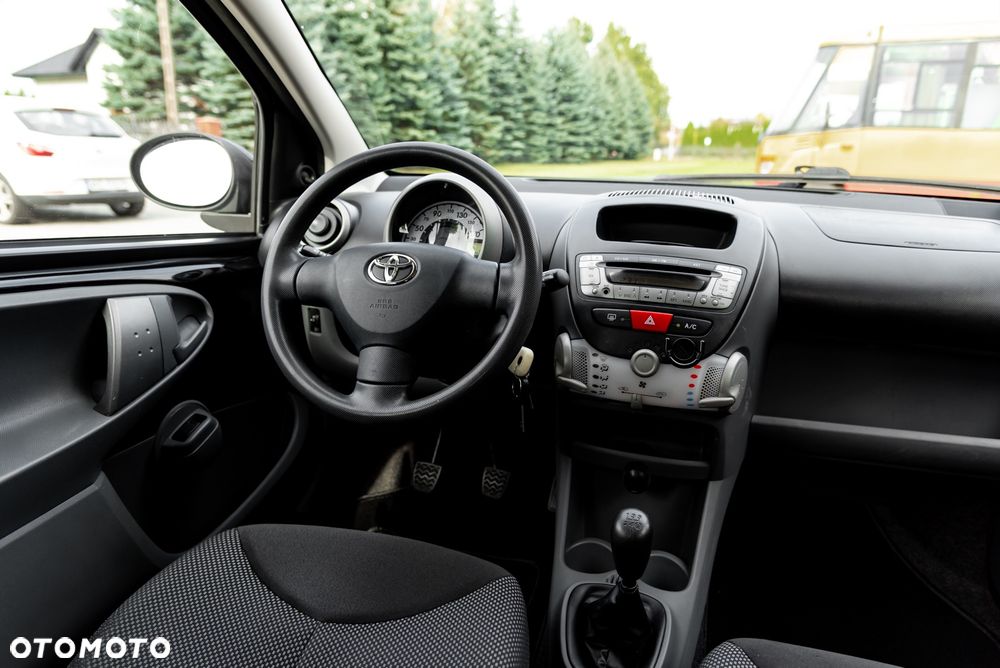 Toyota Aygo - 25