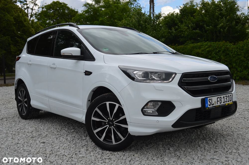 Ford Kuga 1.5 EcoBoost 2x4 ST-Line - 3
