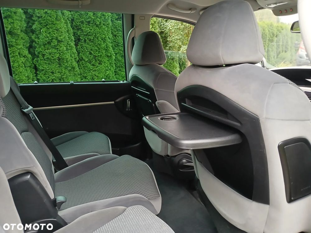 Peugeot 807 2.0 HDi Premium - 26