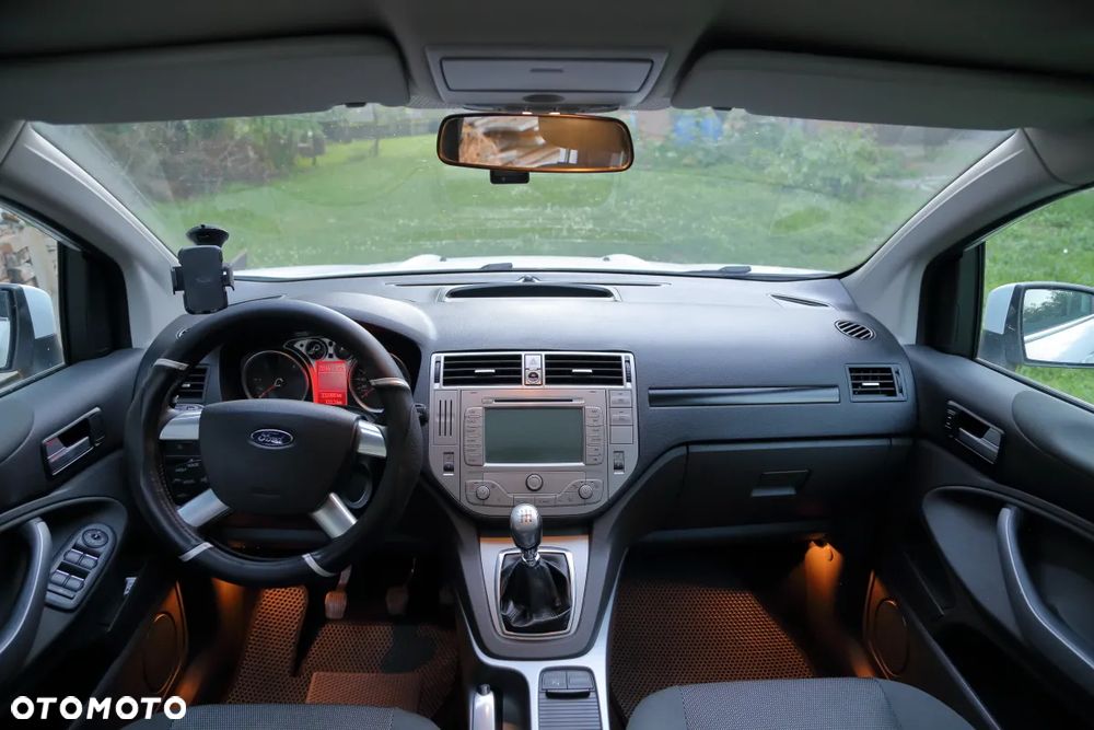 Ford Kuga 2.0 TDCi Individual FWD - 17