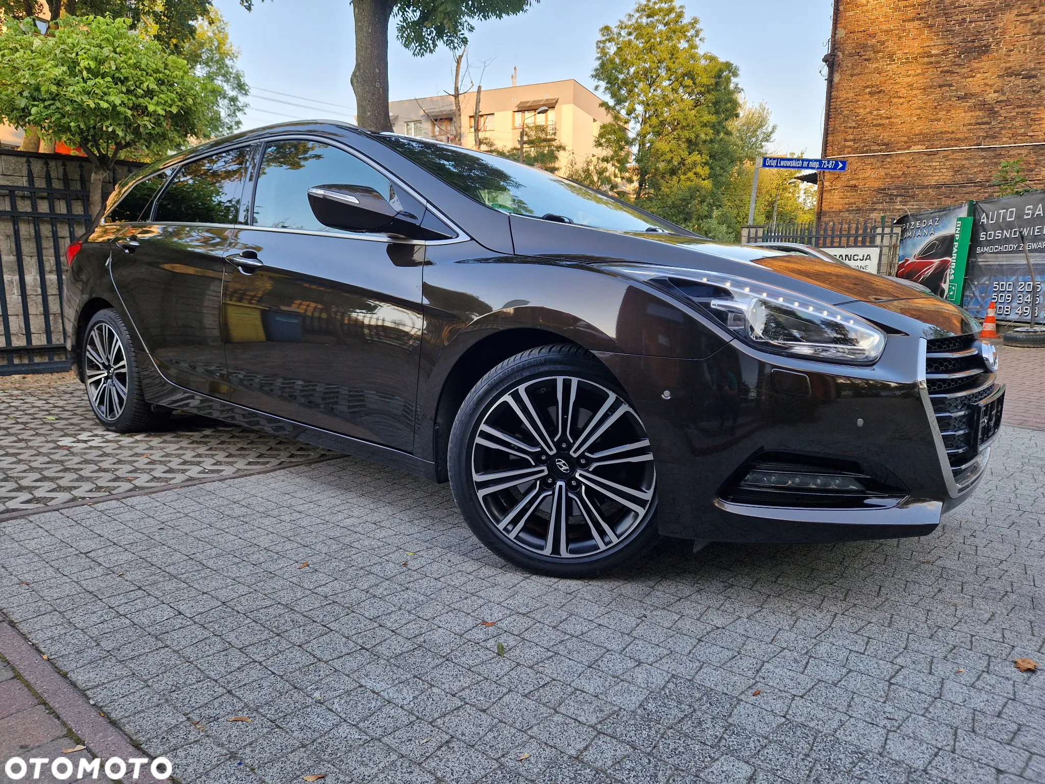 Hyundai i40 Kombi blue 1.7 CRDi DCT Premium - 2