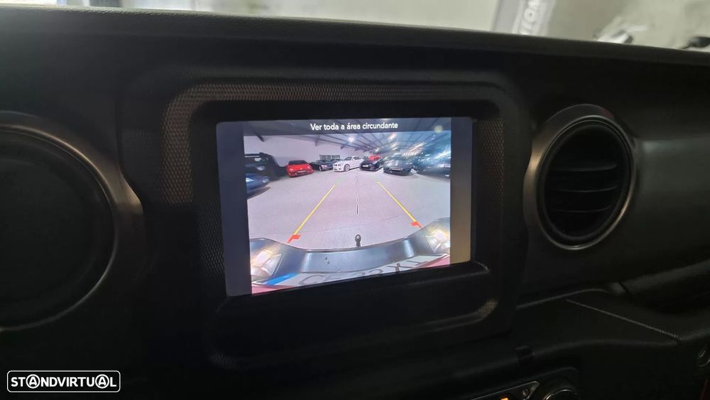 Jeep Gladiator 3.0 CRD Sport AT8 - 37