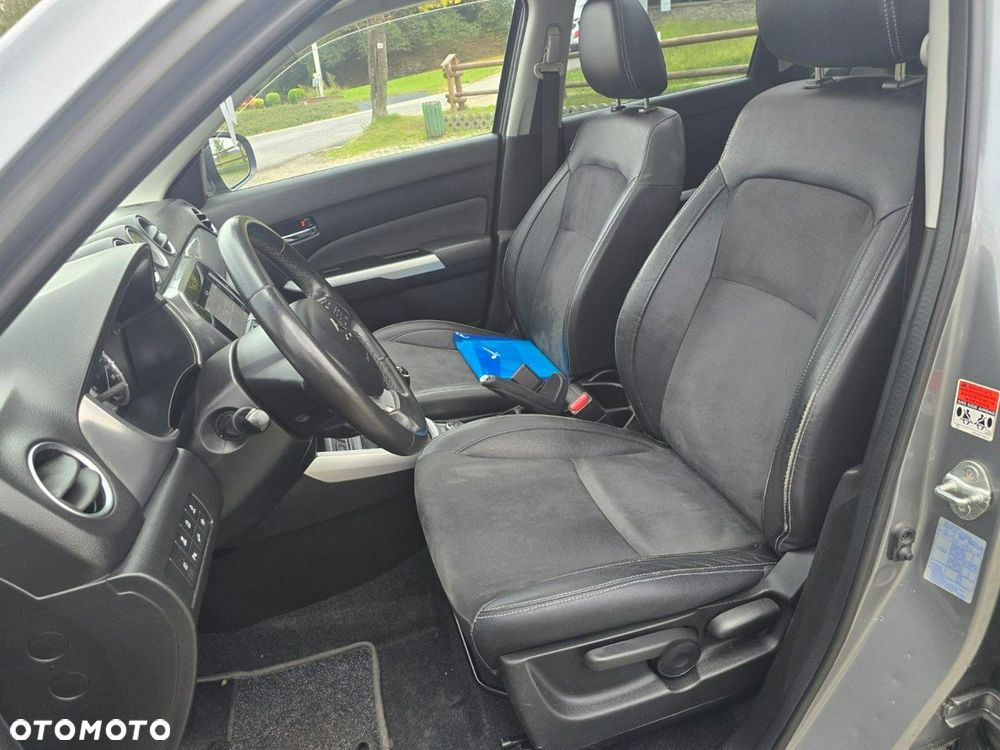 Suzuki Vitara - 25
